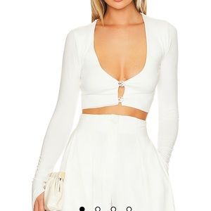 BRAND NEW MANURI LONG SLEEVE SWEATER CROP TOP SIZE LARGE